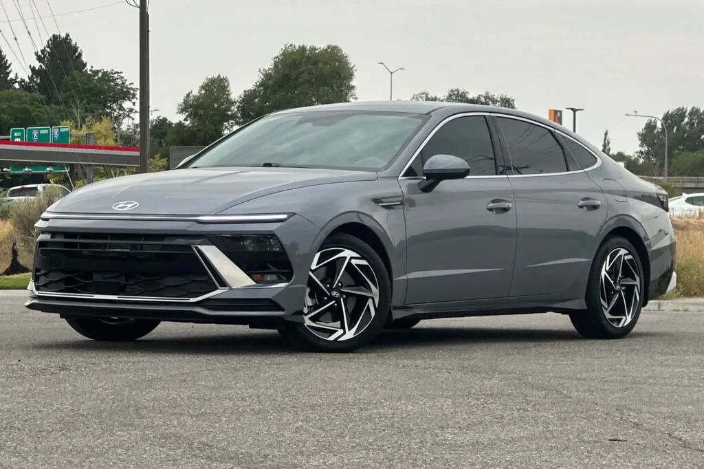 2026 Hyundai SONATA SEL Sport — photo 1 of 13