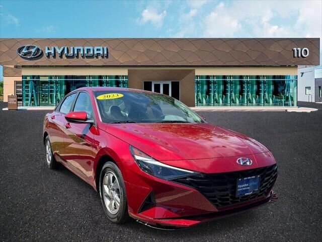 2023 Hyundai ELANTRA SE — photo 1 of 12