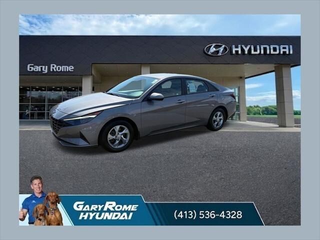2023 Hyundai ELANTRA SE