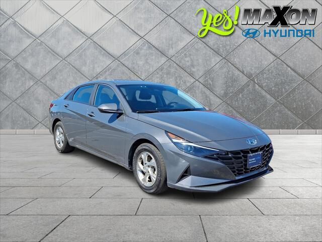 2023 Hyundai ELANTRA SE — photo 1 of 4
