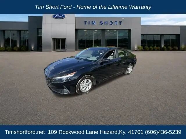 2023 Hyundai ELANTRA SE — photo 1 of 12