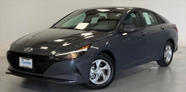 2023 Hyundai ELANTRA SE