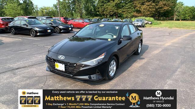 2023 Hyundai ELANTRA SE
