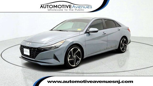 2021 Hyundai Elantra SE