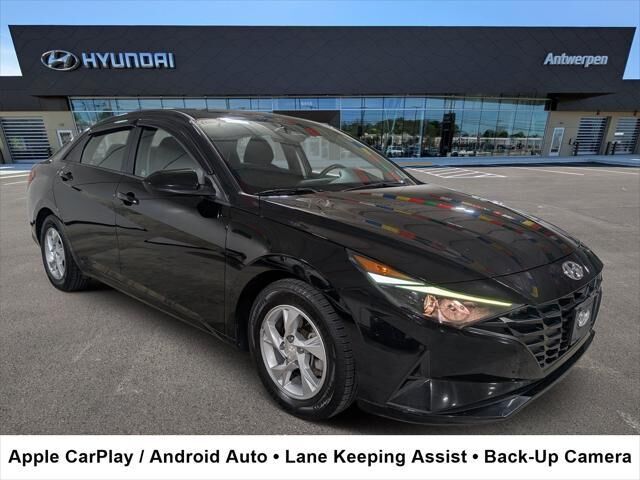 2021 Hyundai ELANTRA SE