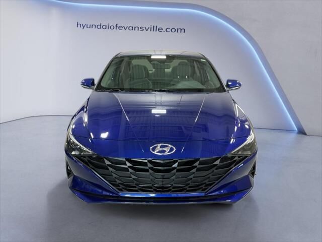 2023 Hyundai ELANTRA SE