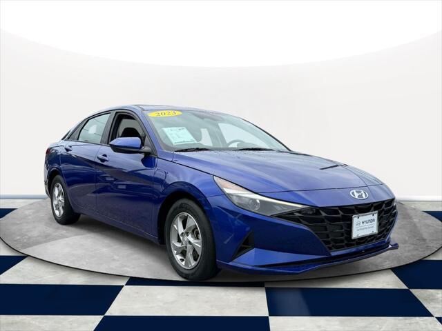 2023 Hyundai ELANTRA SE