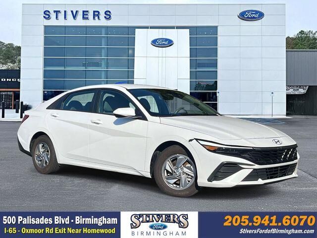2024 Hyundai ELANTRA SE — photo 1 of 13