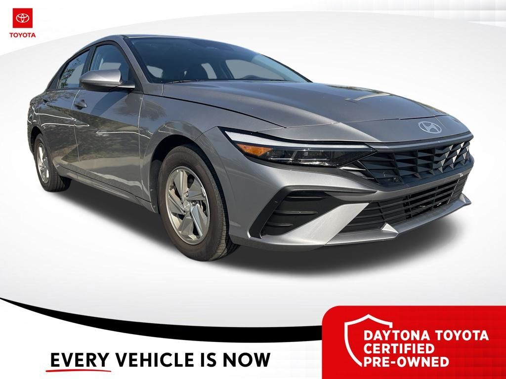 2026 Hyundai Elantra SE — photo 1 of 10