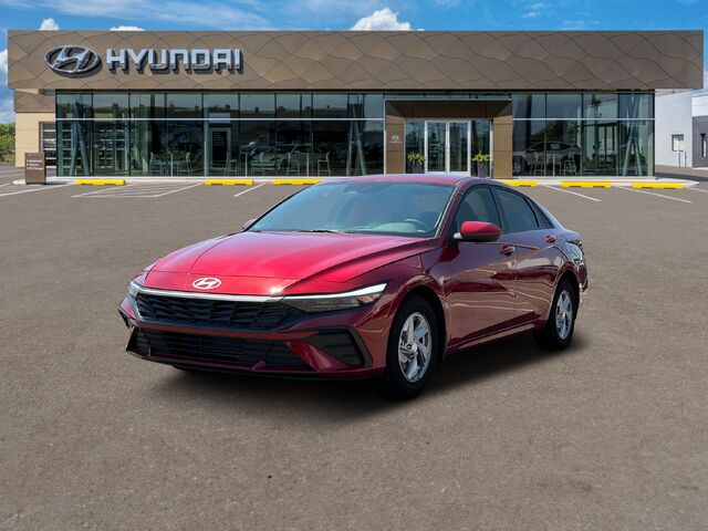 2024 Hyundai ELANTRA SE