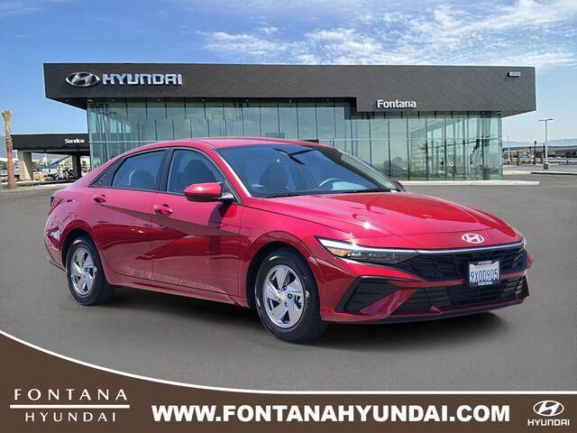 2026 Hyundai ELANTRA SE