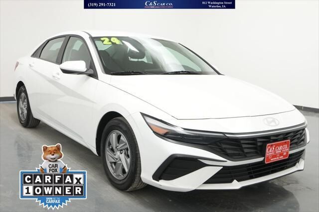2024 Hyundai ELANTRA SE — photo 1 of 11