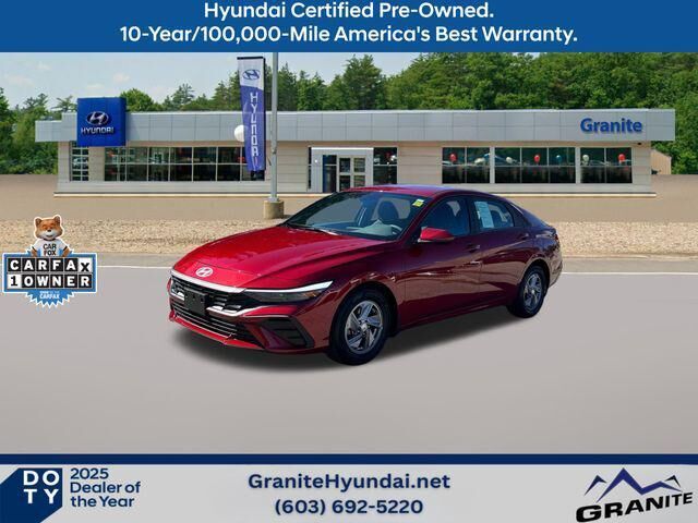2024 Hyundai ELANTRA SE