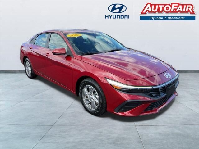 2025 Hyundai ELANTRA SE — photo 1 of 13