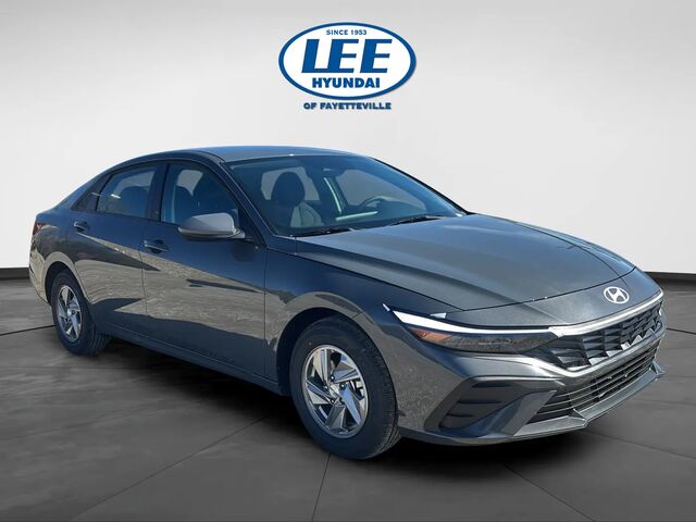 2026 Hyundai ELANTRA SE