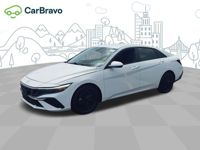 2024 Hyundai Elantra SE