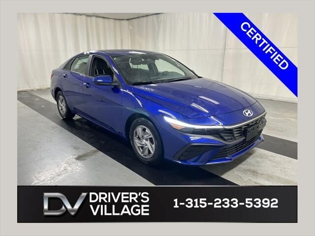 2025 Hyundai ELANTRA SE