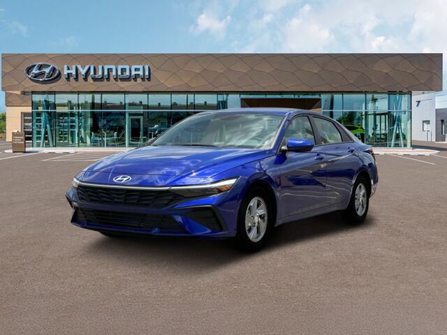 2024 Hyundai ELANTRA SE