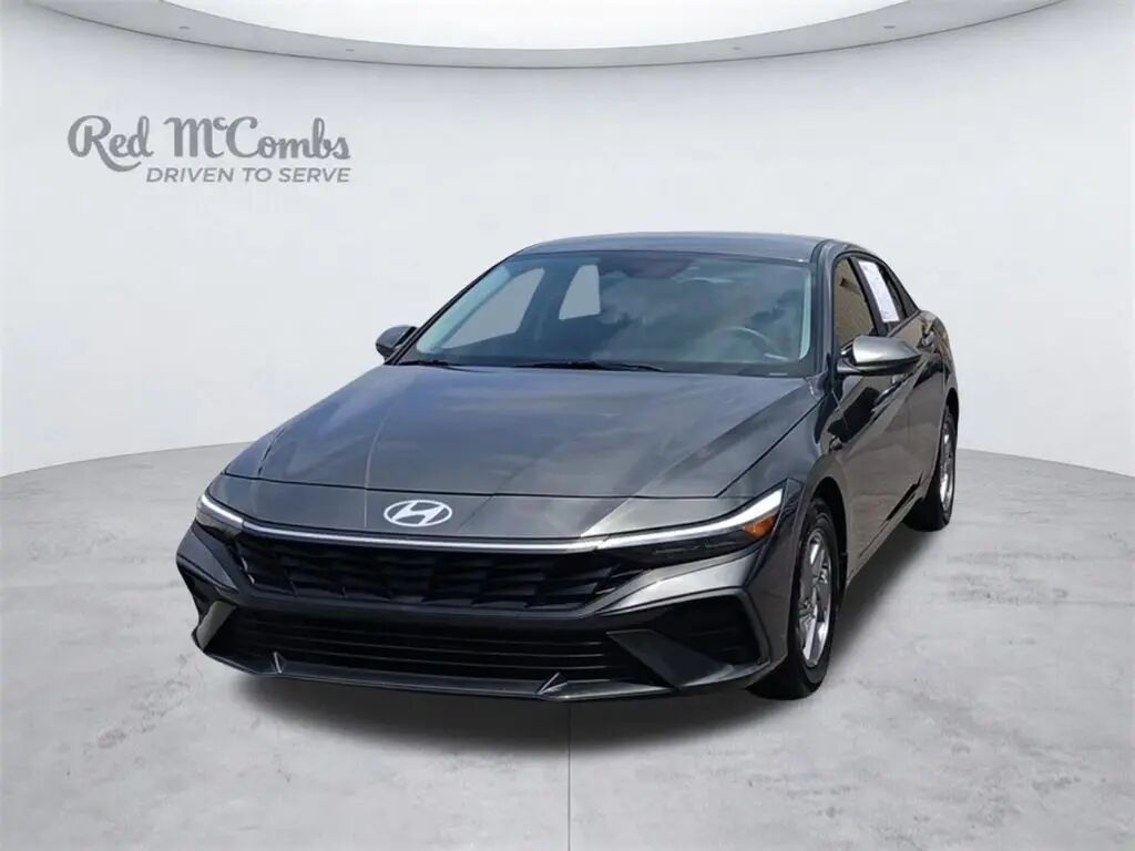 2024 Hyundai ELANTRA SE — photo 1 of 13
