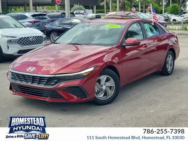 2025 Hyundai ELANTRA SE — photo 1 of 13