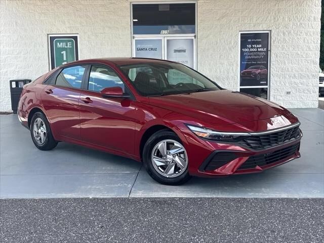 2025 Hyundai ELANTRA SE — photo 1 of 13