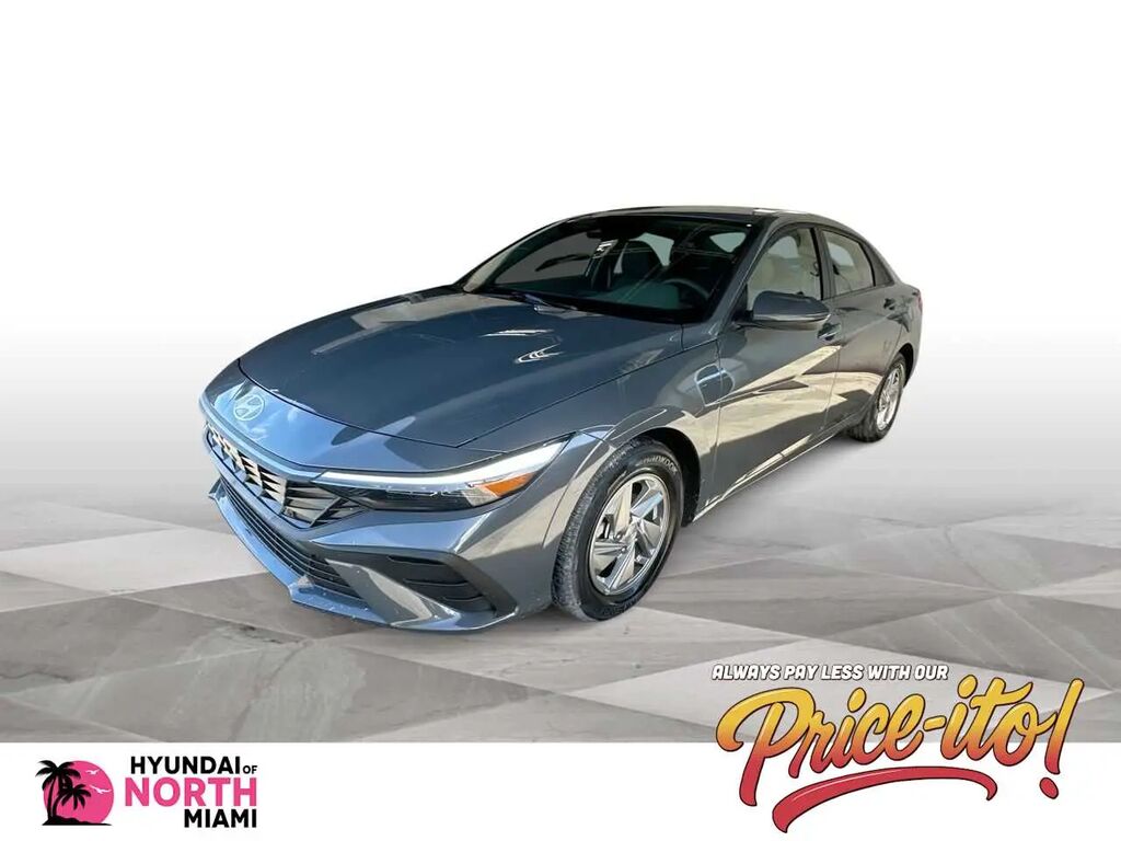 2026 Hyundai ELANTRA SE — photo 1 of 13