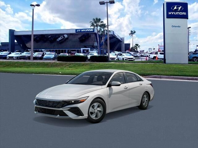 2026 Hyundai ELANTRA SE