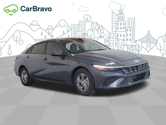 2024 Hyundai Elantra SE