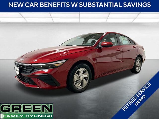 2026 Hyundai ELANTRA SE