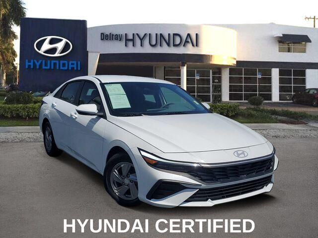 2026 Hyundai ELANTRA SE — photo 1 of 13