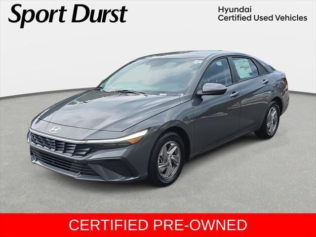 2026 Hyundai ELANTRA SE — photo 1 of 13