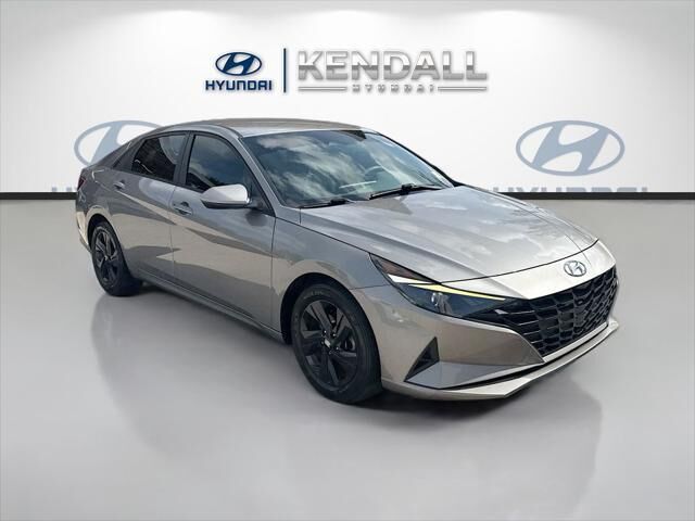 2021 Hyundai ELANTRA SEL