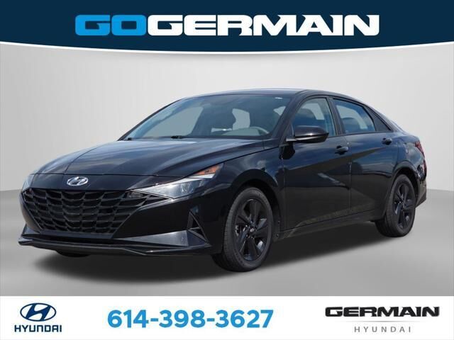 2023 Hyundai ELANTRA SEL — photo 1 of 13
