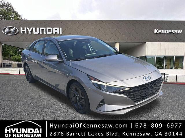 2023 Hyundai ELANTRA SEL — photo 1 of 3