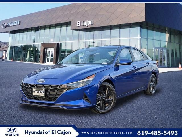 2023 Hyundai ELANTRA SEL — photo 1 of 13