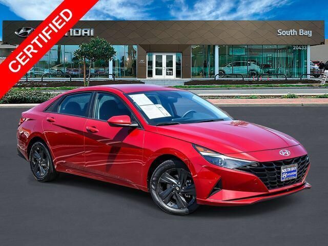2022 Hyundai ELANTRA SEL