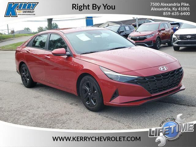 2023 Hyundai ELANTRA SEL