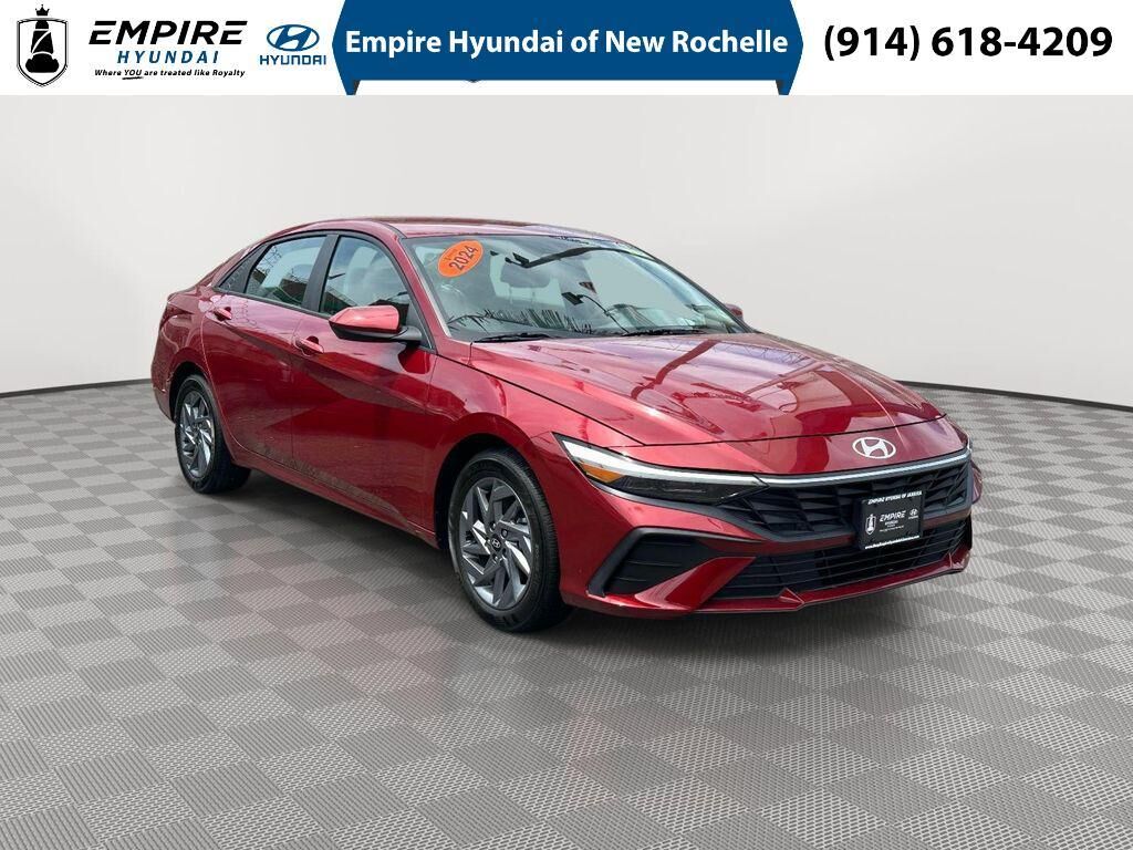 2024 Hyundai ELANTRA SEL — photo 1 of 13