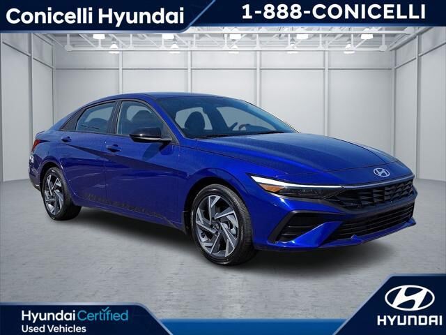 2025 Hyundai ELANTRA SEL Sport — photo 1 of 13