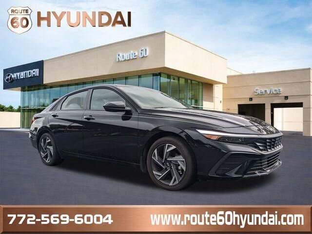 2025 Hyundai ELANTRA SEL Sport — photo 1 of 13