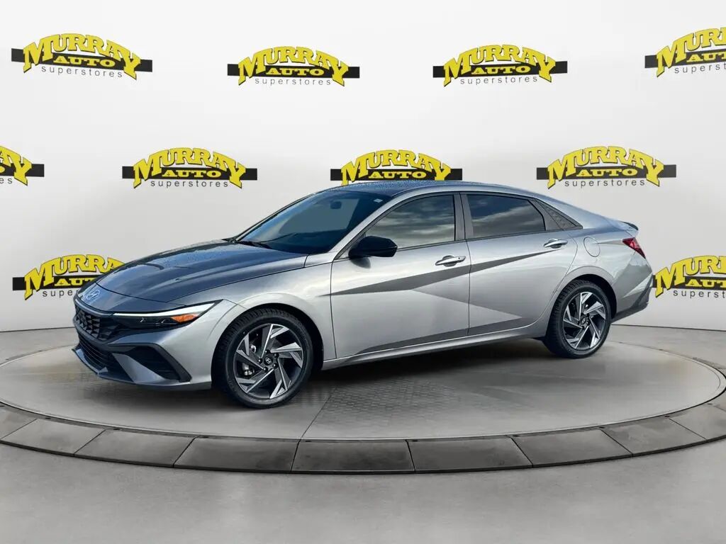 2025 Hyundai ELANTRA SEL Sport — photo 1 of 13