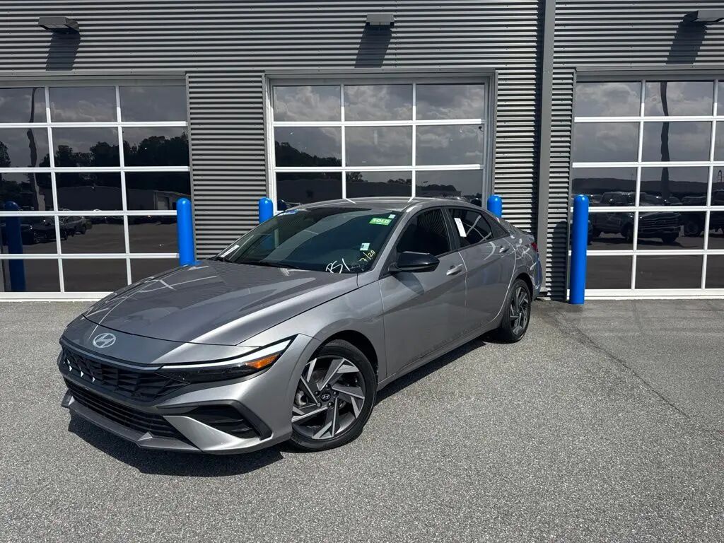 2025 Hyundai ELANTRA SEL Sport