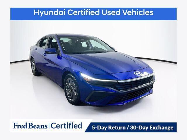 2024 Hyundai ELANTRA SEL — photo 1 of 12