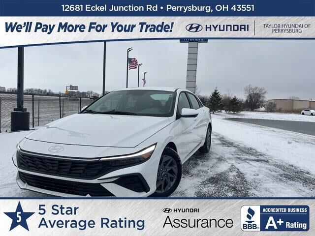 2024 Hyundai ELANTRA SEL