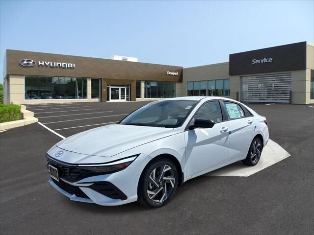 2025 Hyundai ELANTRA SEL Sport
