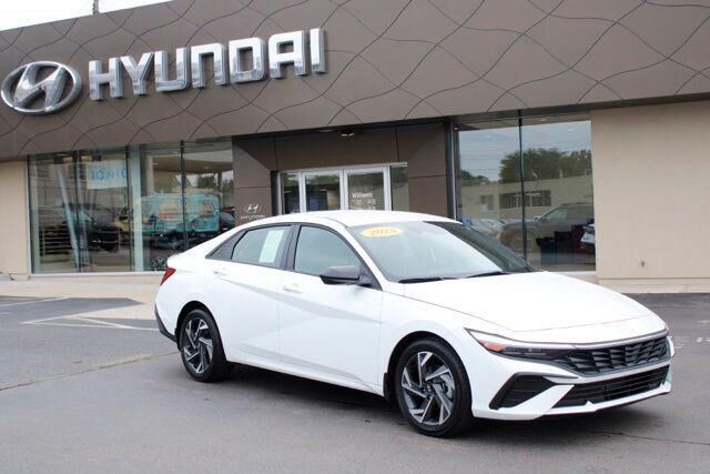 2025 Hyundai ELANTRA SEL Sport