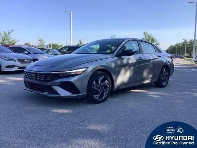 2025 Hyundai ELANTRA SEL Sport — photo 1 of 12
