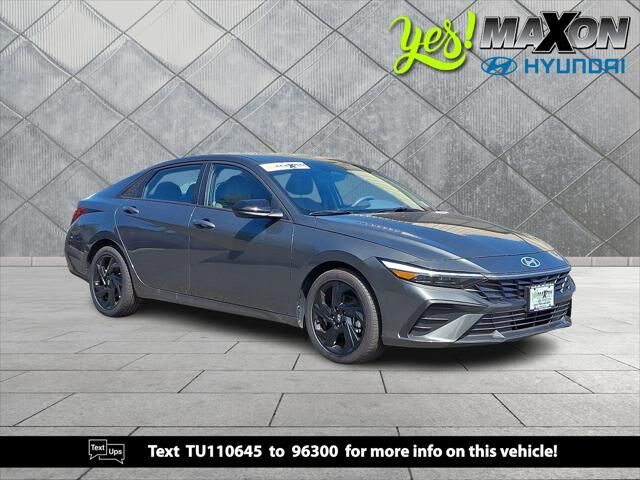 2026 Hyundai ELANTRA SEL Sport — photo 1 of 13