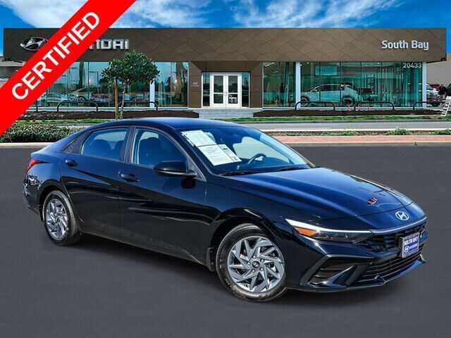 2024 Hyundai ELANTRA SEL