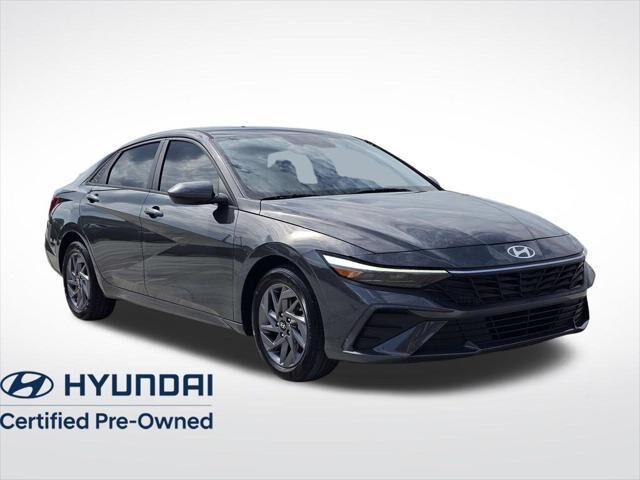 2024 Hyundai ELANTRA SEL — photo 1 of 11